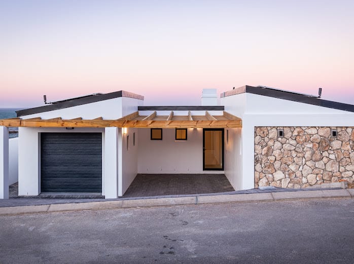 37 Wanoo Drive — two-bedroom holiday home on South Africa's West Coast
