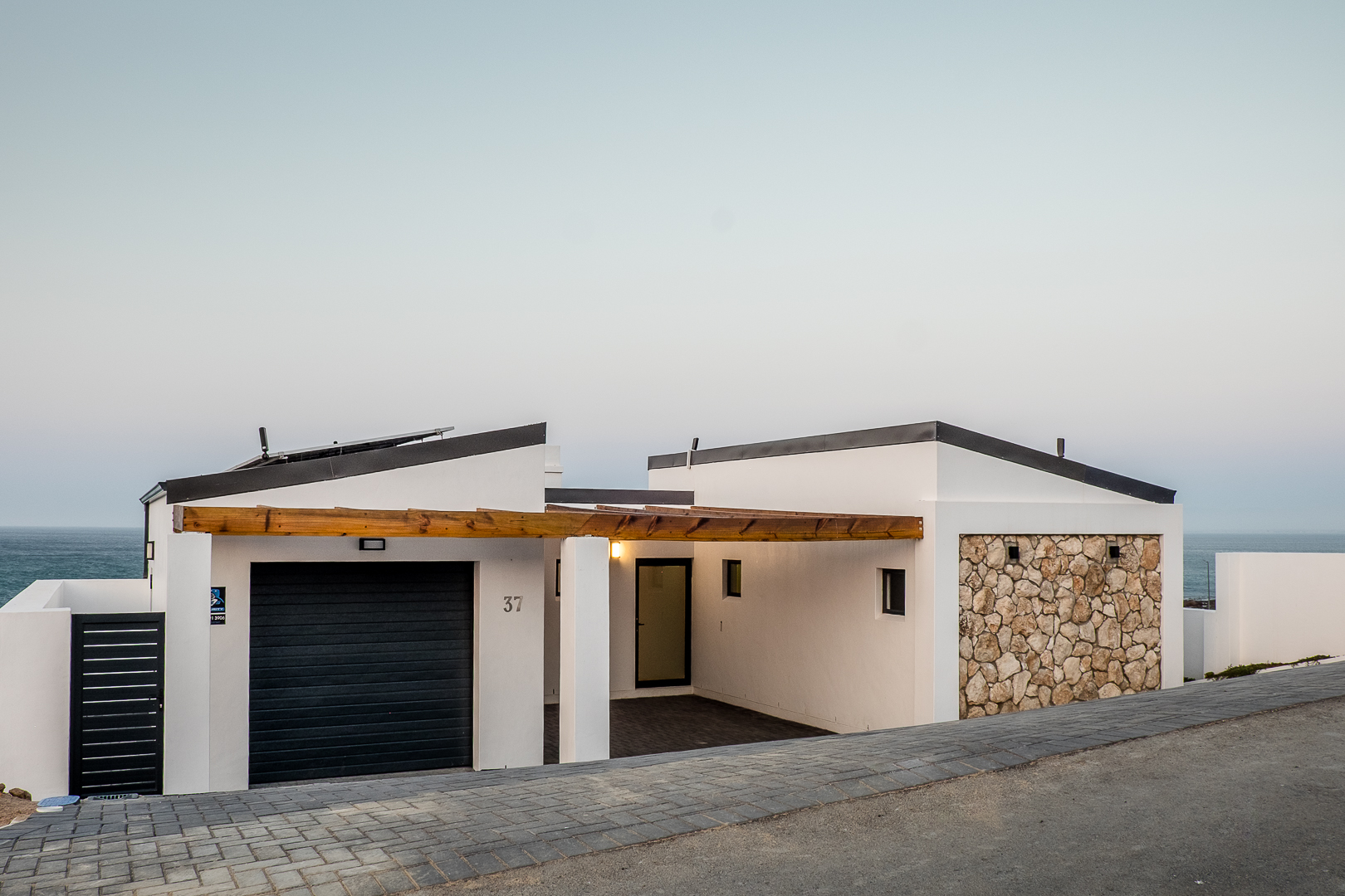 The Views — two-bedroom holiday home on South Africa's West Coast
